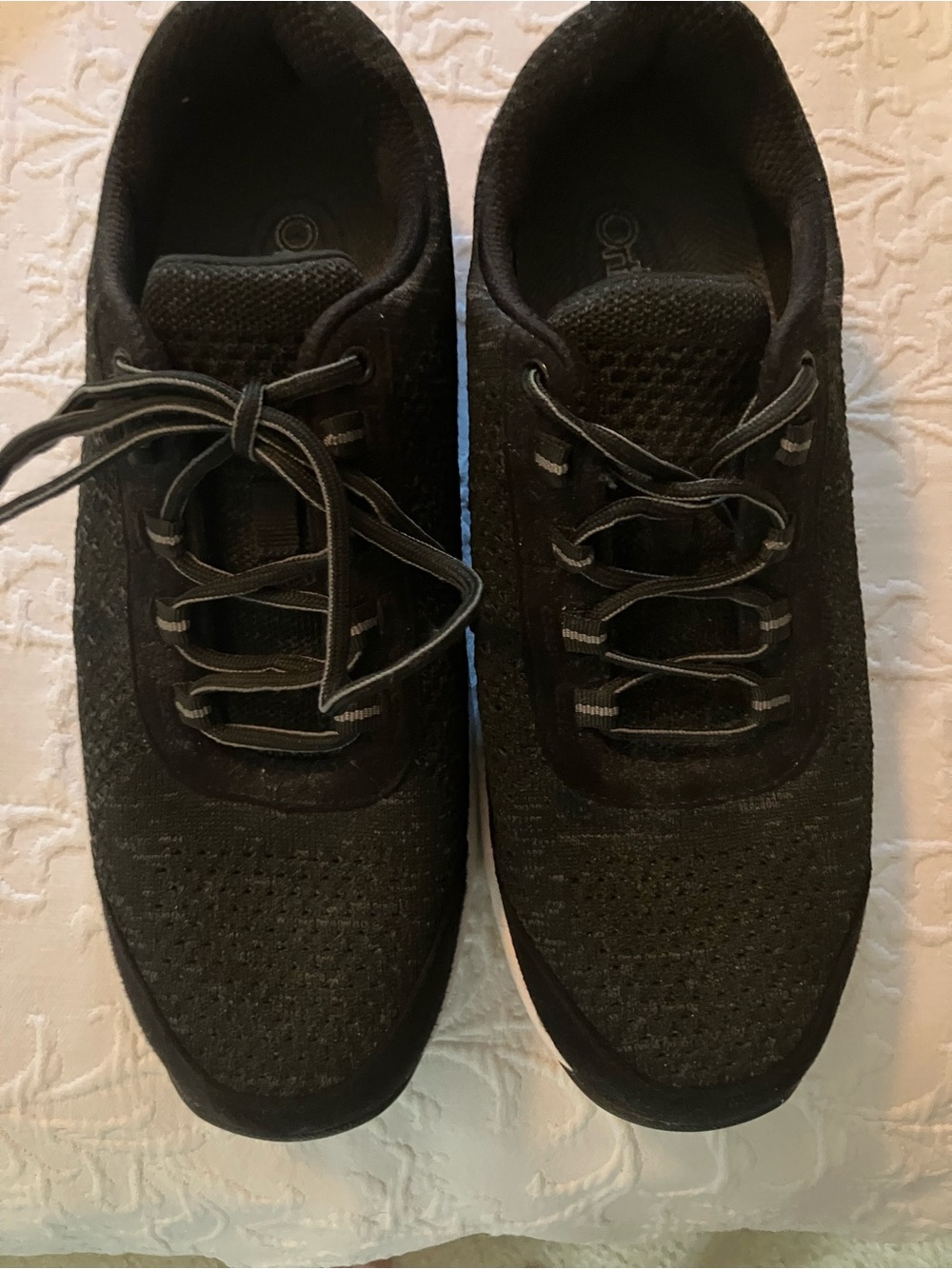 Men's Black Knit Sneakers — Comfort Performance